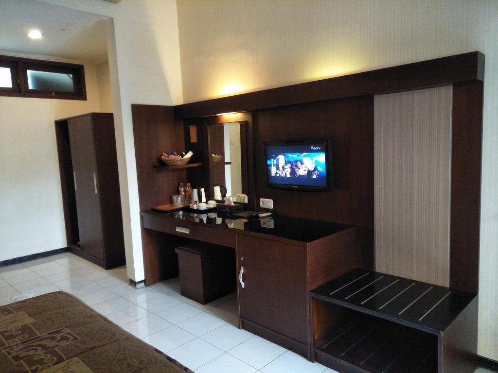 Hotel Wisanti Джок'якарта Екстер'єр фото