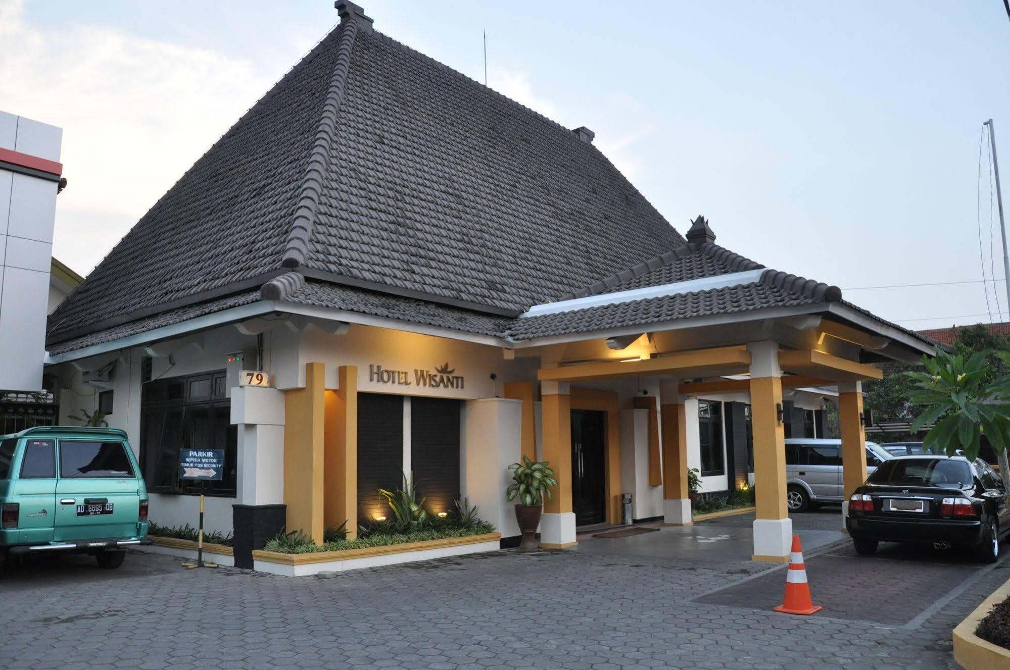 Hotel Wisanti Джок'якарта Екстер'єр фото
